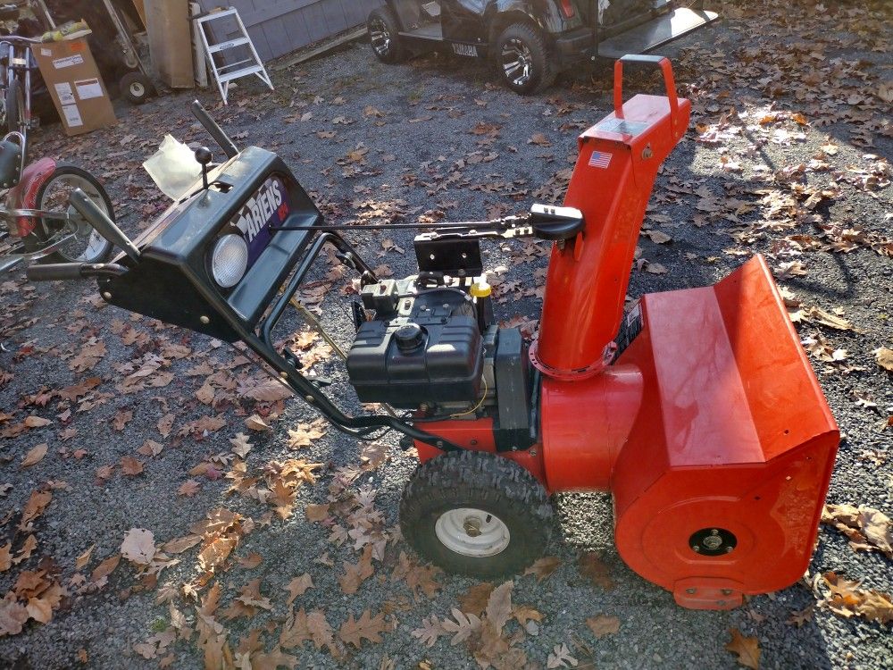 Ariens 824 Snow Blower