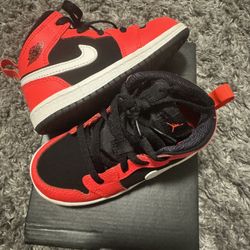 8c   Jordan Retro 1 