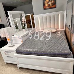 Beautiful! 4-pc Bedroom Set Queen Size Bed, Dresser, Mirror & Nightstand ( Mattress Not Included)