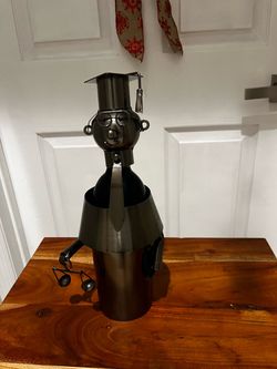 Metal Judge Wine Bottle Holder
