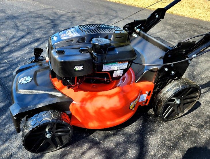 Ariens Mowing Machine -- Self Propelled