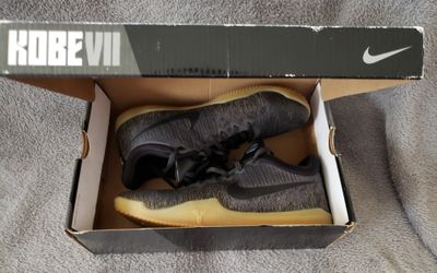 NIKE MAMBA RAGE KOMODO Sz. 10 Men for Sale in Dallas, TX - OfferUp