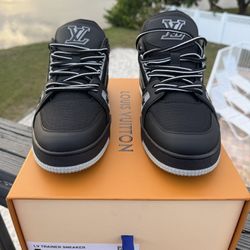 Lv Trainers 
