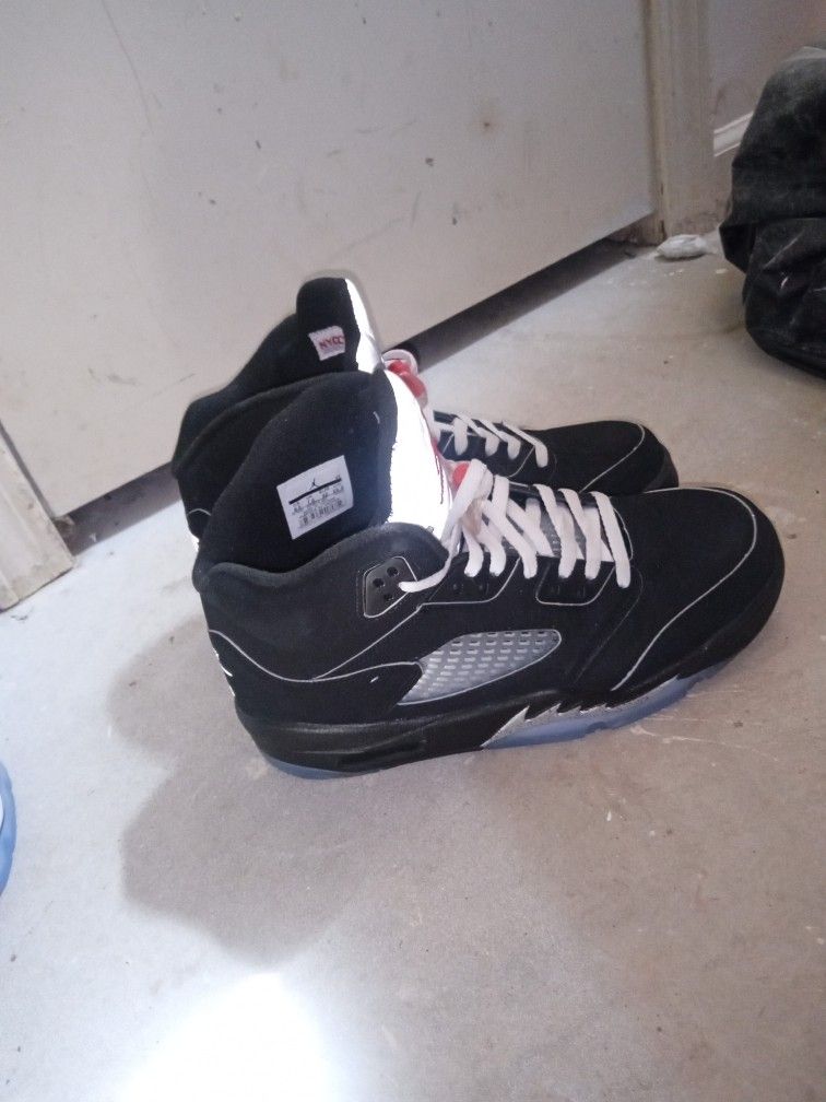 AUTHENTIC Jordan 5 Metallic Reimagined