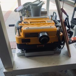 Dewalt  Planer