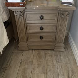 Bedroom Set 4 piece  $2000 OBO