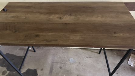 Desk Table