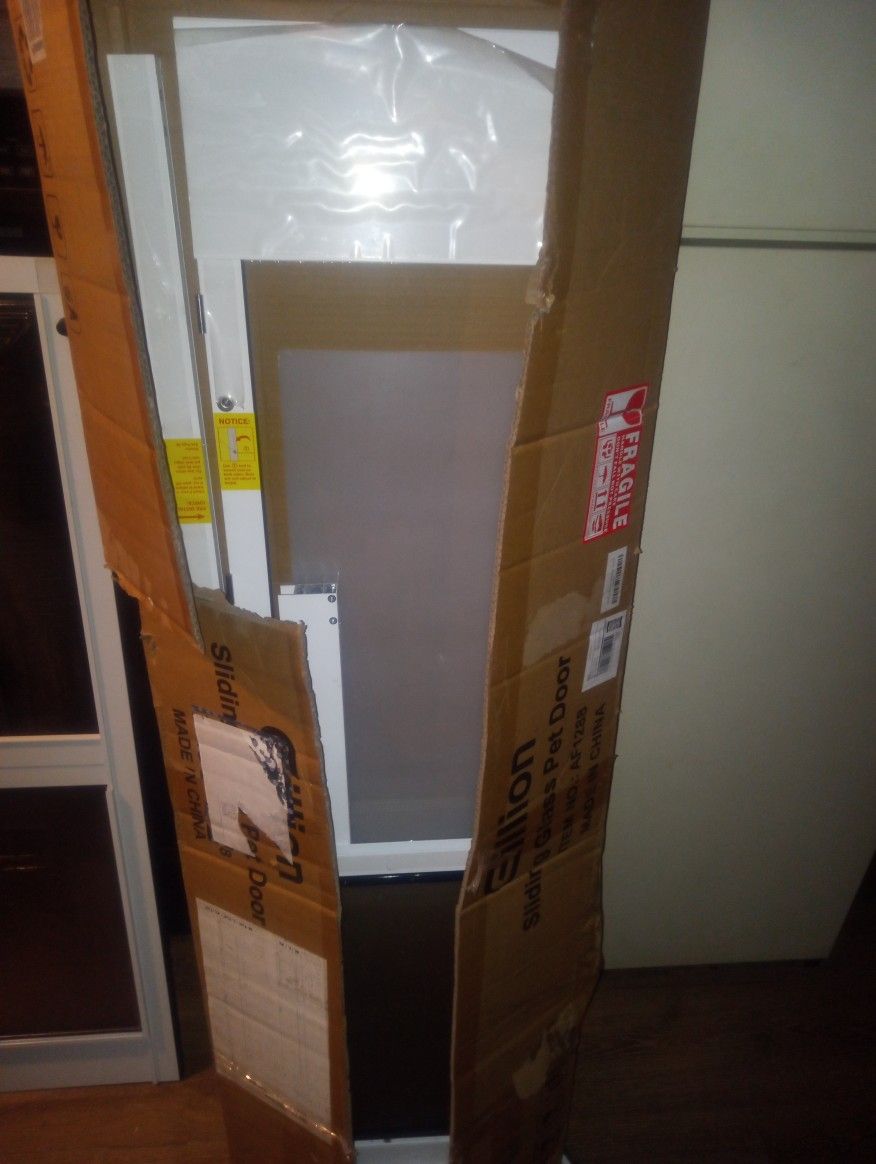 Ellison Sliding Glass Pet Door