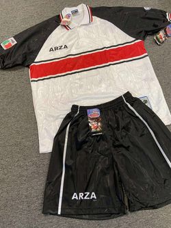 Uniforme arza en especial