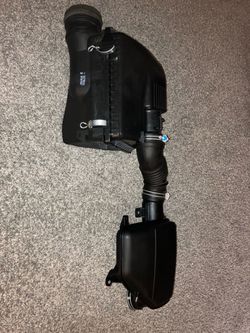 OEM Toyota Airbox Assembly
