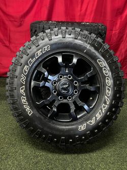2026 Dodge Ram Power Wagon 2500 8 Lug 17 Inch Takeoffs OEM Wheels