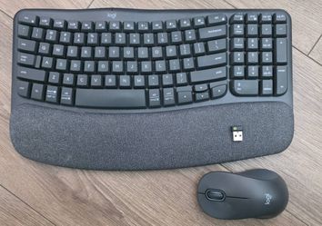 Logitech Wave Keys K670 Combo