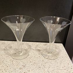 Bride and Groom Toasting Glasses