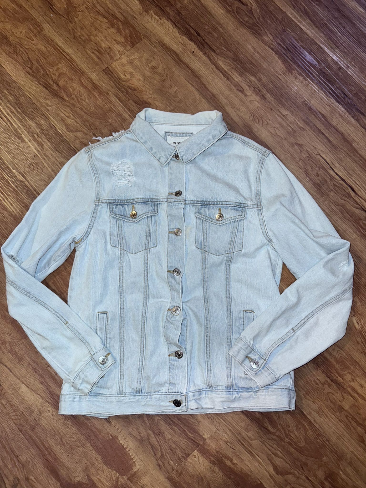 Forever 21 Denim Button Up Jean Jacket Women's Size Medium light wash Blue Los A