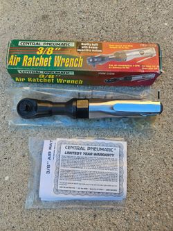Central Pneumatic 3/8" Air Ratchet Wrench