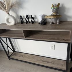 Console Table / Bedroom / Living Room