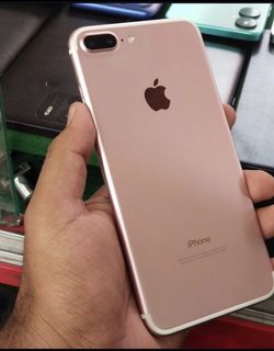 𝚒𝙿𝚑𝚘𝚗𝚎 7 Plus