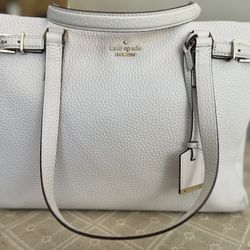 👜✨ New Kate Spade Handbag 