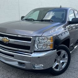2013 Chevy Silverado LT 4X4 Super Clean Full Power Options Must See