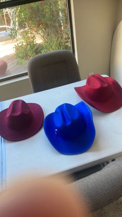 Women’s cowboy hats