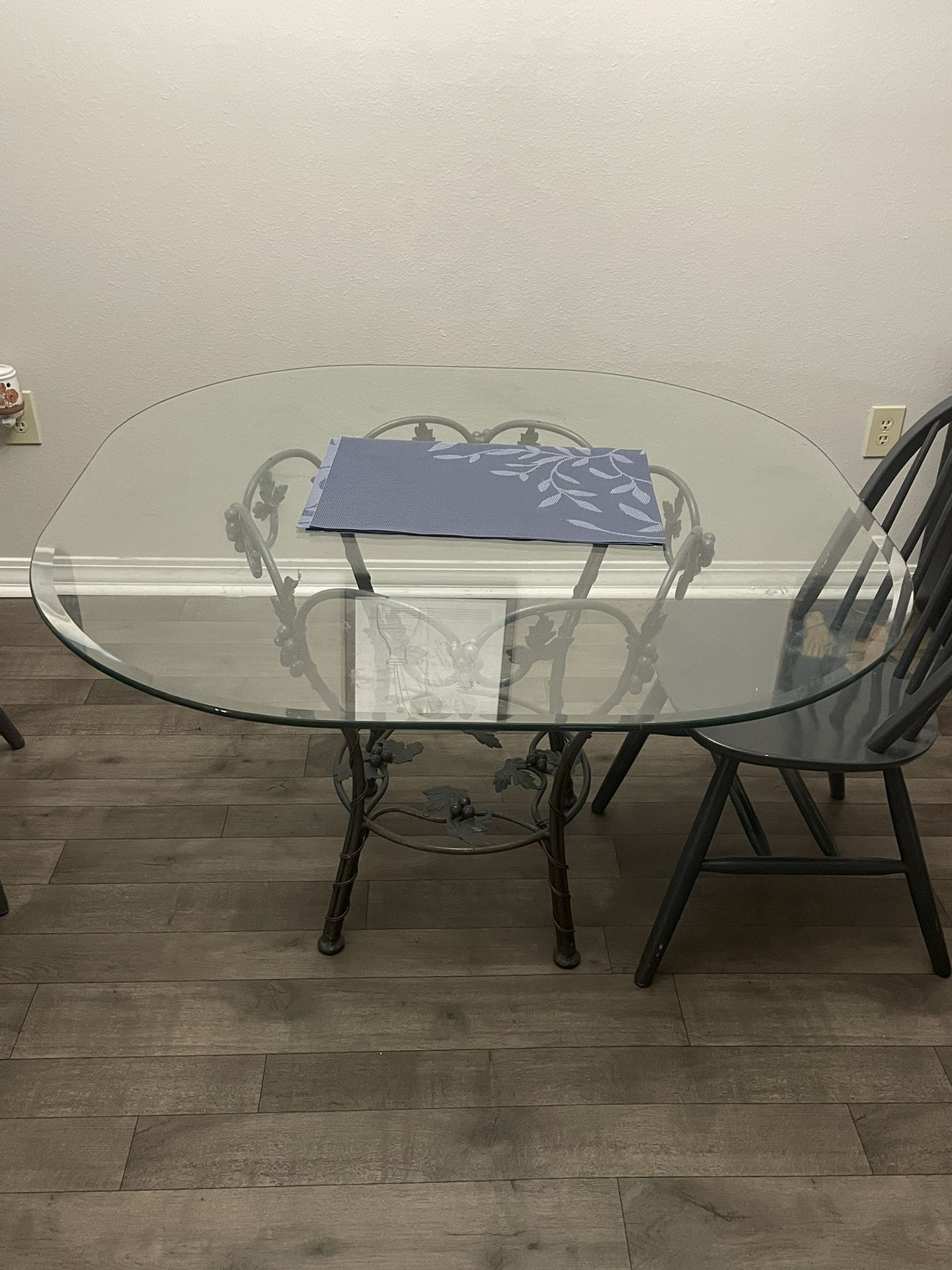 Glass Table With Chairs 