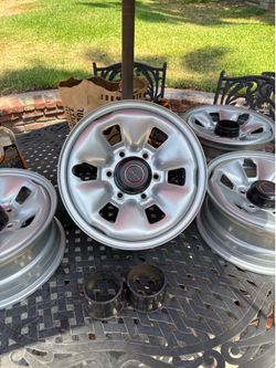 1984-88 Toyota pickup 4Runner steel deluxe rims