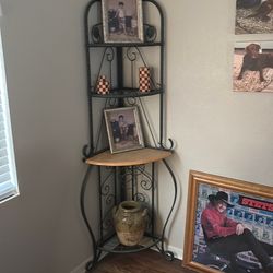 Corner shelves