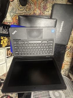 Lot Of 12 Laptops For Parts Or Repair 