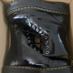 NEW Doc Martens Jadon black Boots Men's size 10 or Womens 11