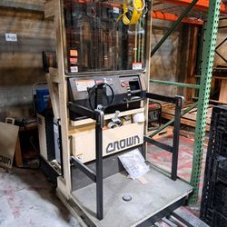 Crown Order Picker