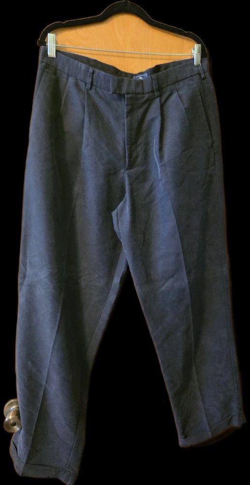 2 Pairs Of Dockers Men's Slacks Sz 36W 32L