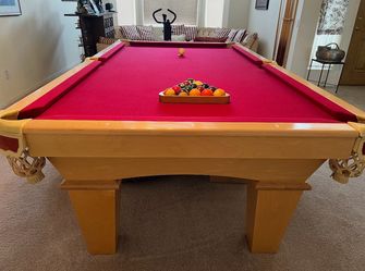 Vintage Connelly billiards pool table