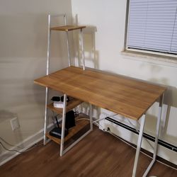 Computer Desk with 3-Tier Storage