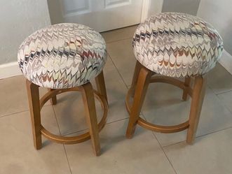 Backless Swivel Stools (2)