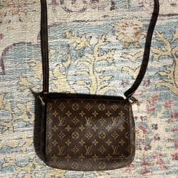 Louis Vitton Handbag 