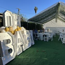 Carpas 20x30 chairs an tables