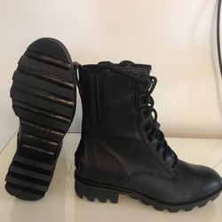 NEW Sorel boots