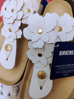  Birkenstock Authentic New Gizeh Flower Size 6