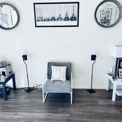 ACCENT CHAIR WITH GRAY MICROFIBER/SUEDE FABRIC AND METAL WHITE FRAME. New !!!