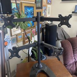 4 Monitor Mount Quad Monitor Stand
