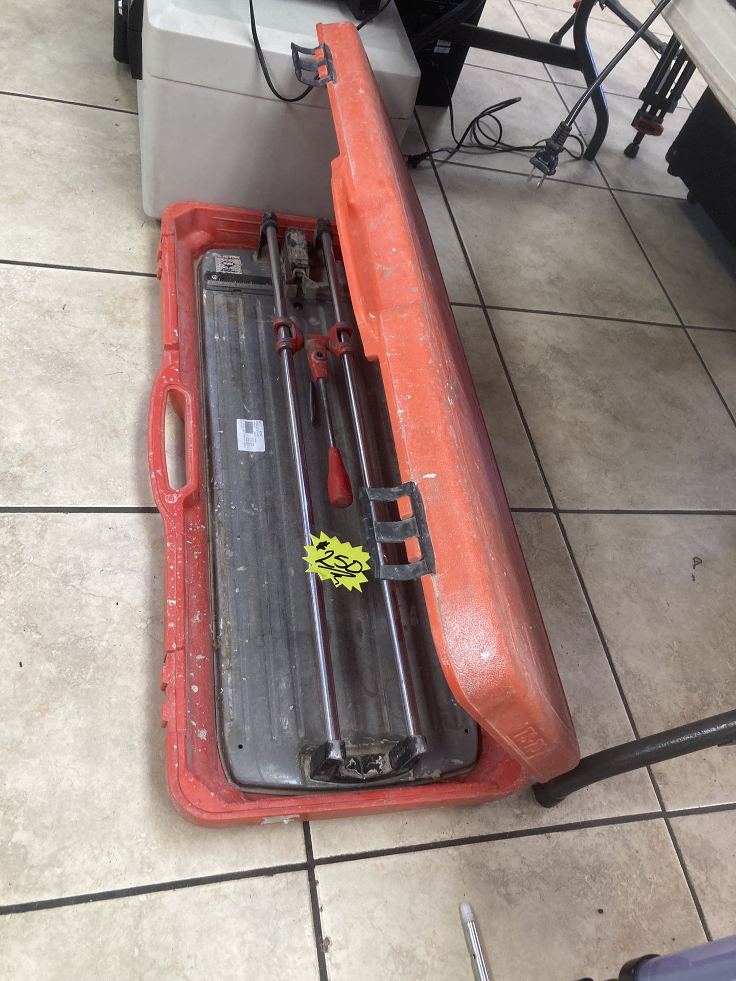 Tile Cutter Rubi