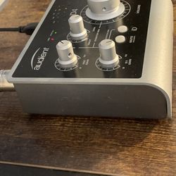 Audient ID4 Audio Interface