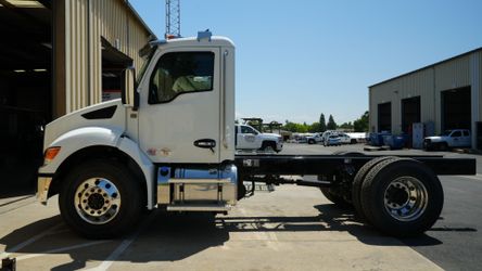 2025 Kenworth T280 Cab & Chassis - NEW
