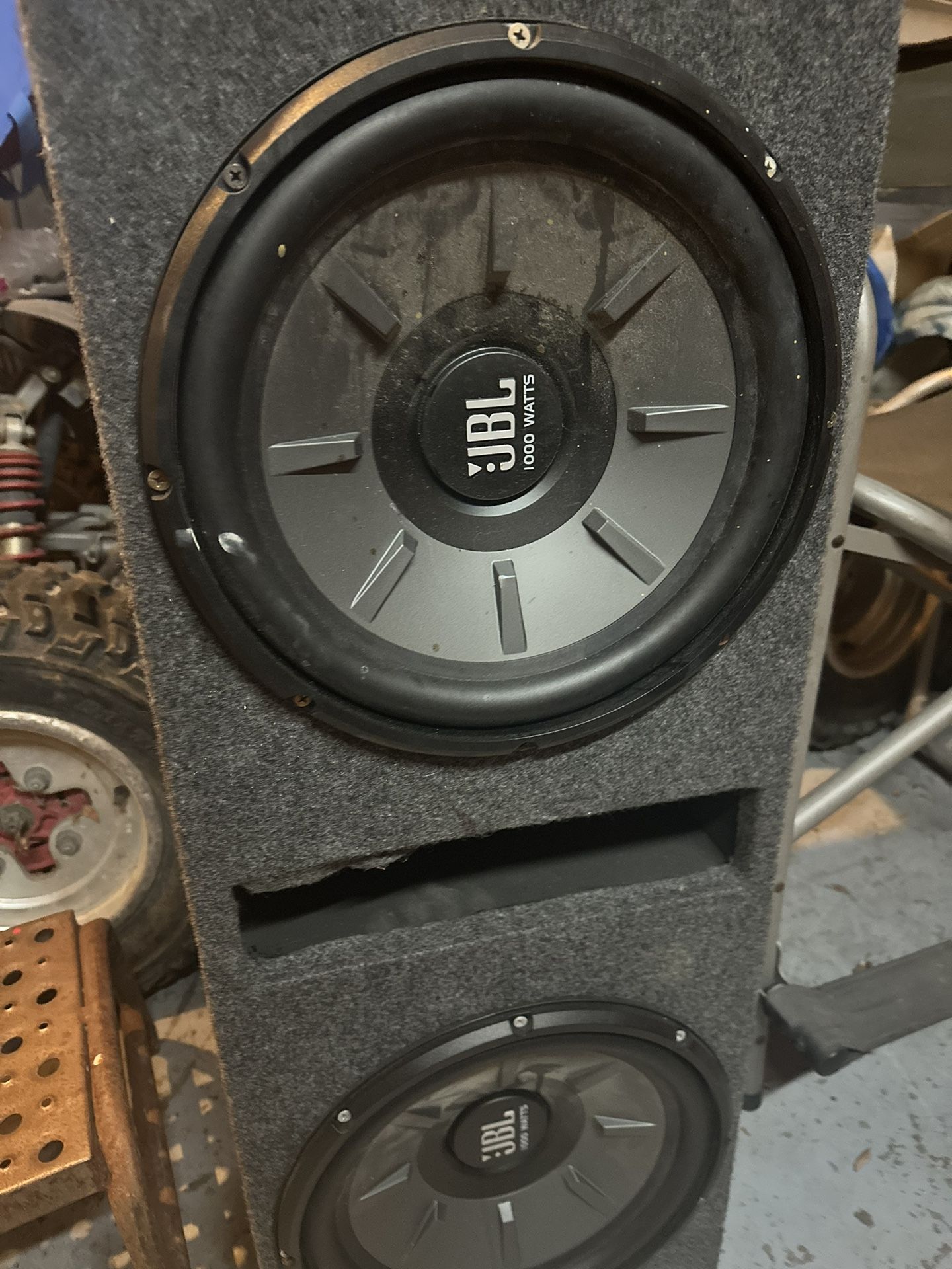 Dual 10” Subwoofers 