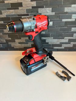 Milwaukee M18 Hammer Drill and Battery No charger new $190