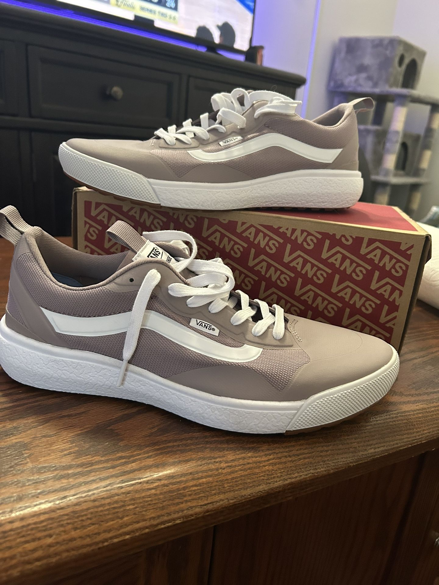 Vans Ultra Range - Men’s 11