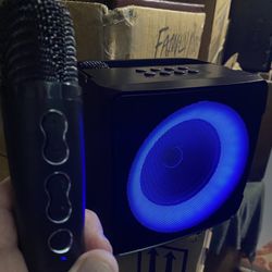 VERKSTAR 2-MICROPHONE KARAOKE/BLUETOOTH/MUSIC MACHINE W/VOICE EFFECTS & ECHO/DELAY…