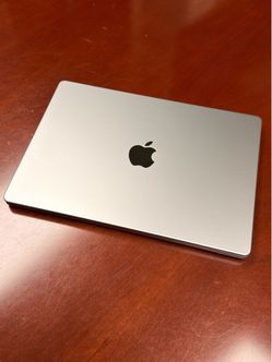 M2 Max Chip 32GB RAM 1TB SSD Apple Macbook Pro 14 inch
