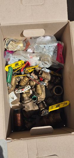 Large Lot of Copper Plumbing Fittings & Valves – 1/2" to 2" – Great for Plumbers