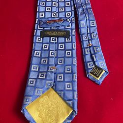 Donald J. Trump Signature Collection 100% silk necktie